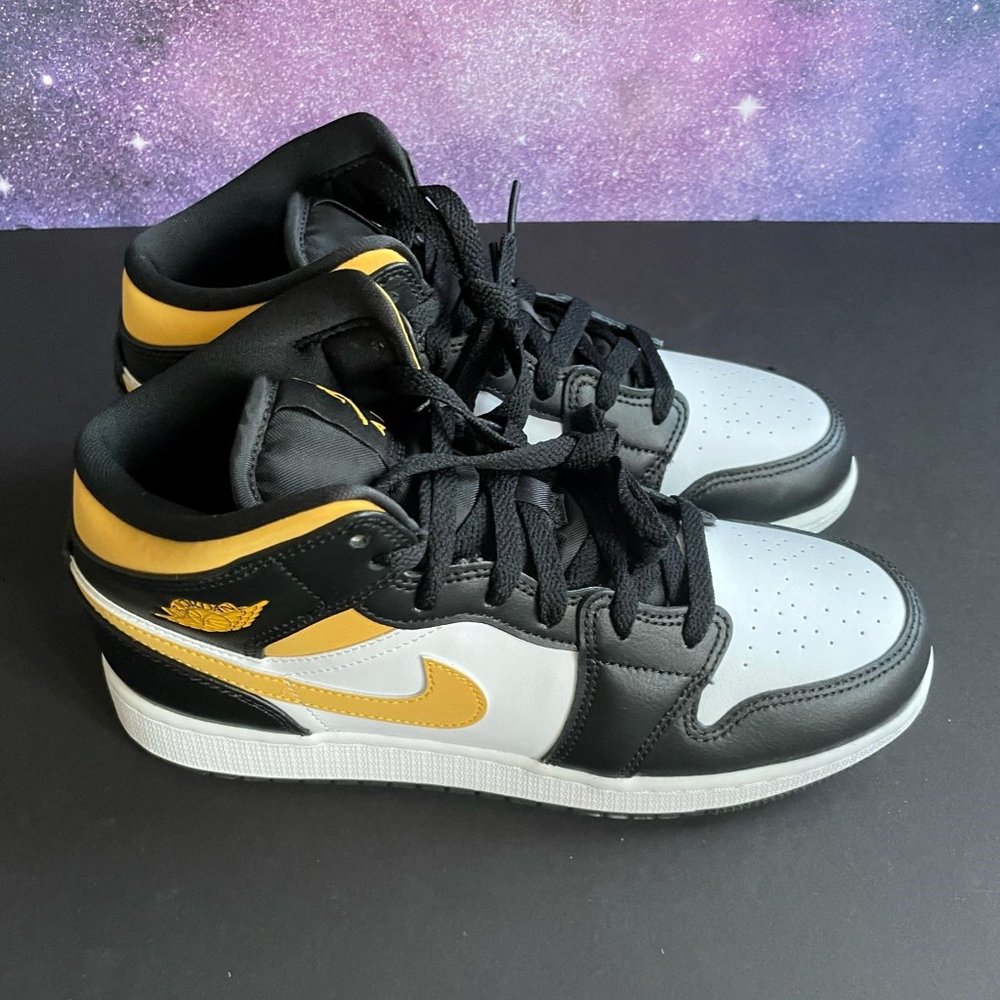 Size 6.5GS - Air Jordan 1 Mid Pollen MPN 554725-177